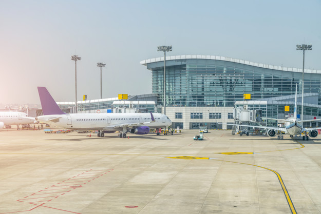 Delta იწყებს პირველ უკარანტინო, კოვიდ ტესტირებაზე დაფუძნებულ ფრენებს ევროპაში